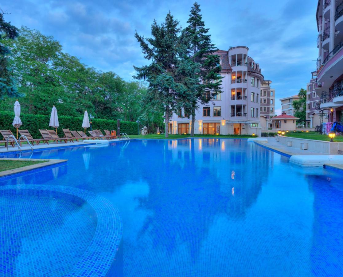 Purple Star Apartments Saints Constantine and Helena Екстер'єр фото